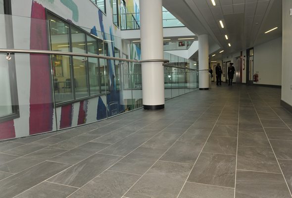 Mapei adhesive ‘evolve’ Dudley College flooring