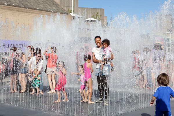 Making water sculpture safe - Matting
